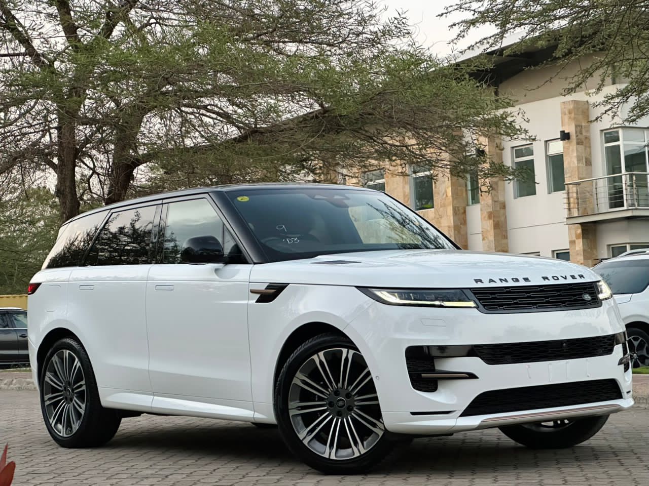 RANGE ROVER SPORT  DAYNAMIC  SE MHEV AUTOBIOGRAPHY
